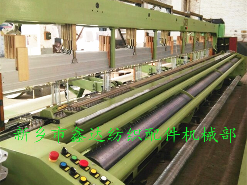 大型織布機(jī) 大型織布機(jī)